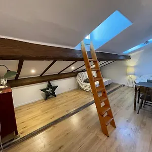 https://la-mansarda-dei-poeti-la-spezia-cinque-terre.hotelitalianriviera.com